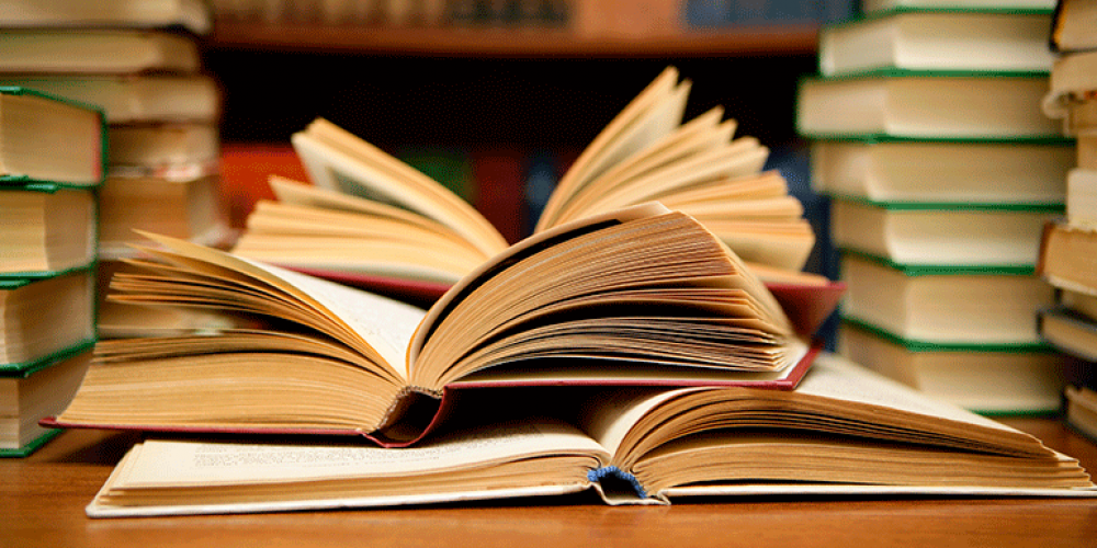 The 7 Books Every Entrepreneur Should Read Before Starting A New Business